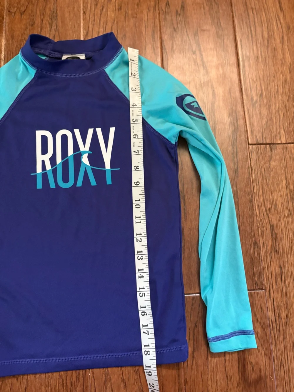 Girls Roxy Long Sleeve Rash Guard size 8
